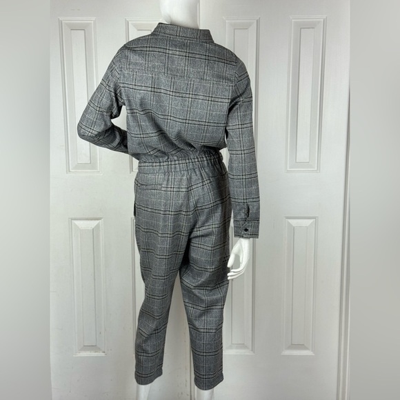LUCCA Gray Plaid Women's Jumpsuit Long Sleeve Size Medium. D26 - Picture 15 of 17